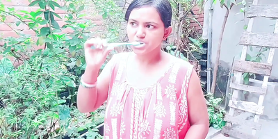 Mature Indian waitress in the horny: Hotwife beau gets steamy and strenuous with desi Indian woman